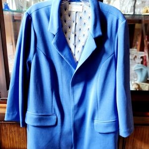 Ladies blazer. Size 1X. Blue.